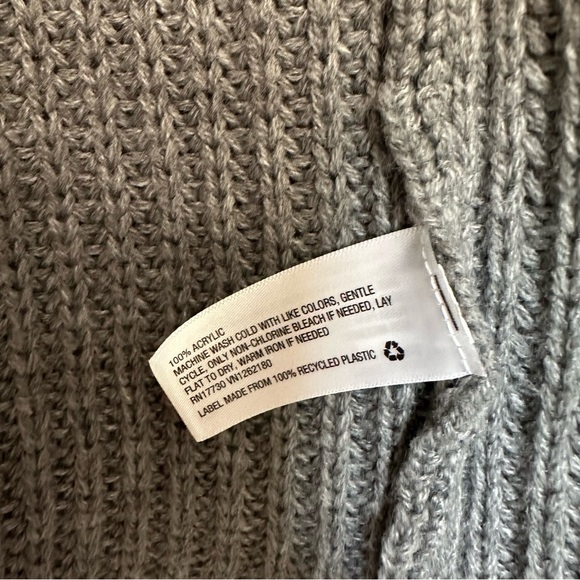 Gray and White Hooded Cardigan Sweater A New Day Size Large - Picture 6 of 6